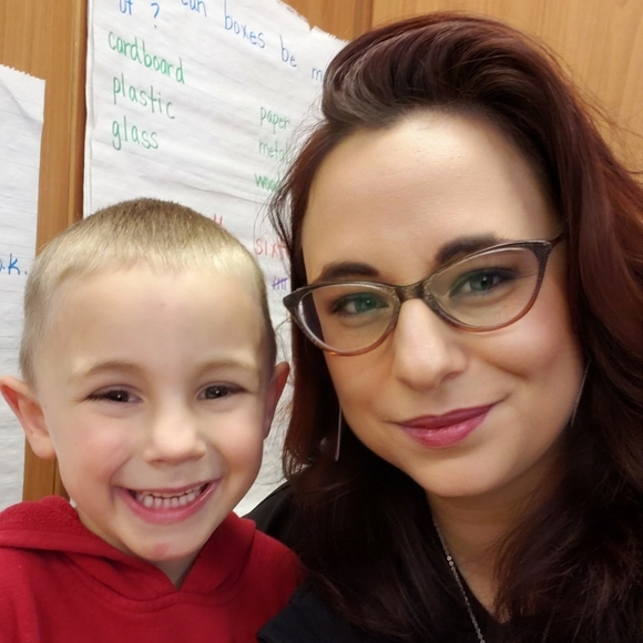 Jennifer - Picture 1 of 2